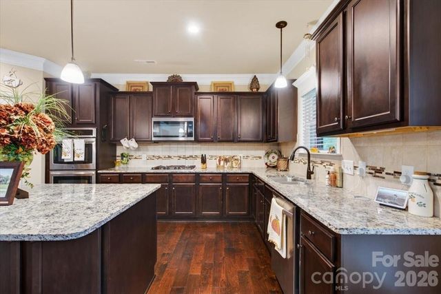 10515 Sweethaven Lane, Harrisburg, NC 28075