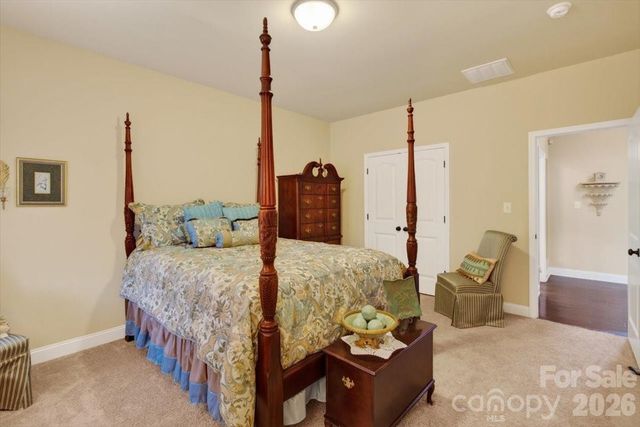 10515 Sweethaven Lane, Harrisburg, NC 28075