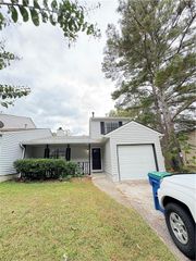 701 Pine Tree Trail, Atlanta, GA 30349