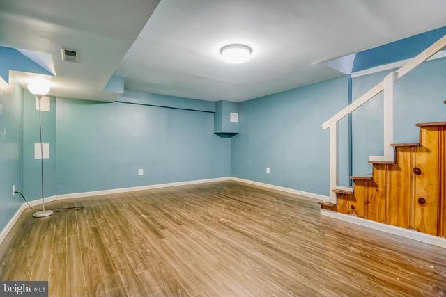 946 MIDDLESEX RD, Essex, MD 21221