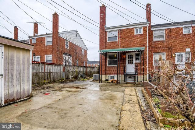 946 MIDDLESEX RD, Essex, MD 21221