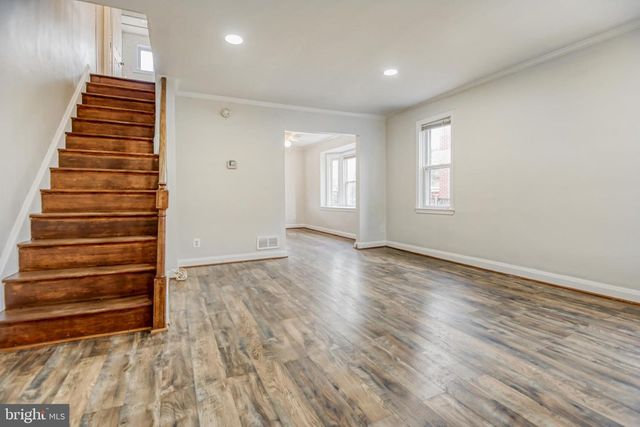 946 MIDDLESEX RD, Essex, MD 21221