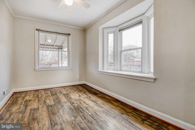 946 MIDDLESEX RD, Essex, MD 21221