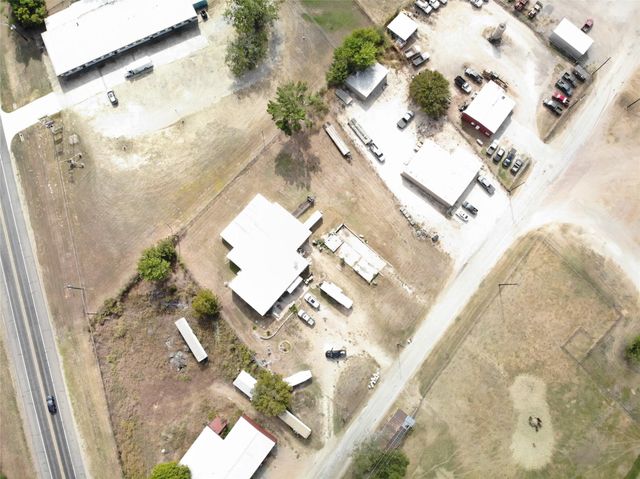 185 County Road 107, Caldwell, TX 77836