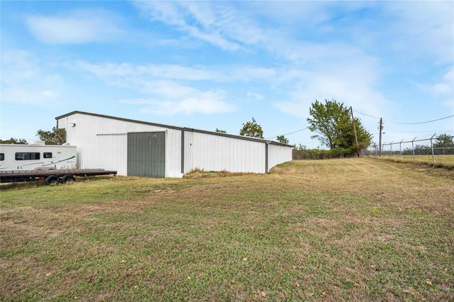 185 County Road 107, Caldwell, TX 77836