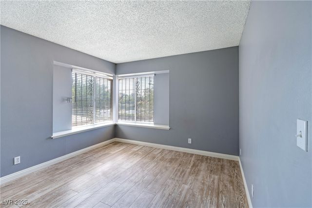 1372 Lorilyn Avenue 3, Las Vegas, NV 89119