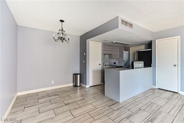 1372 Lorilyn Avenue 3, Las Vegas, NV 89119