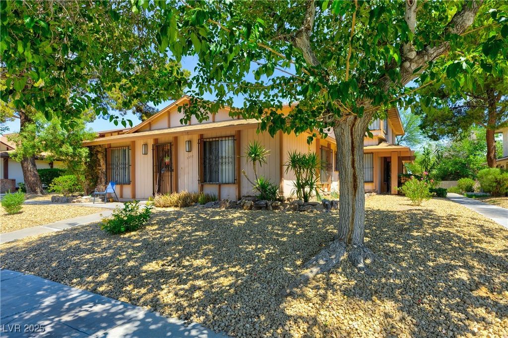 1372 Lorilyn Avenue 3, Las Vegas, NV 89119