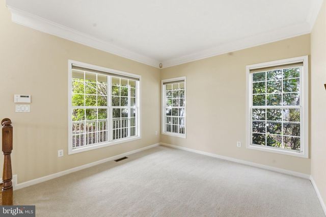 8215 KATIE LYNN CT, Gainesville, VA 20155