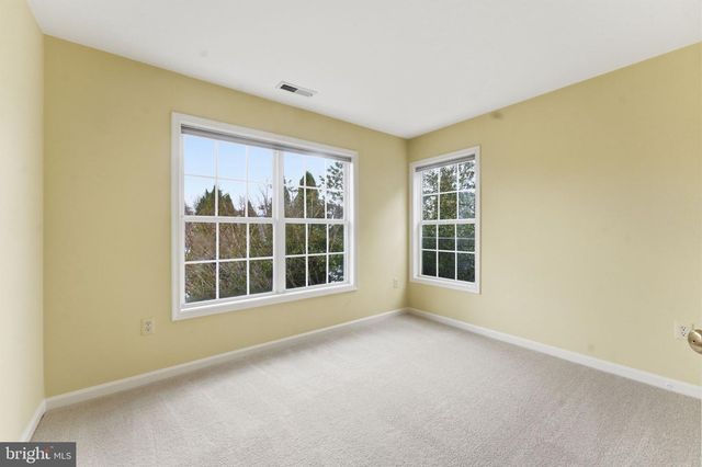 8215 KATIE LYNN CT, Gainesville, VA 20155