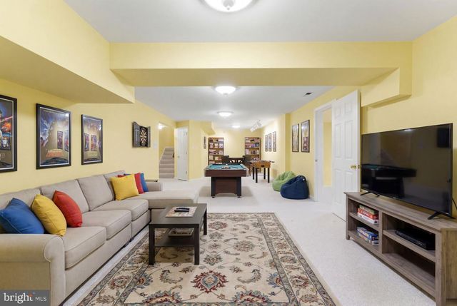 8215 KATIE LYNN CT, Gainesville, VA 20155