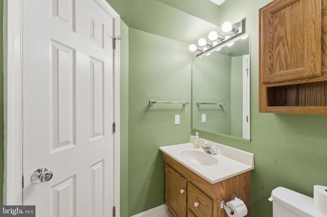 8215 KATIE LYNN CT, Gainesville, VA 20155