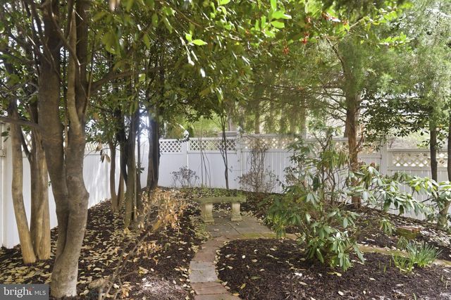 8215 KATIE LYNN CT, Gainesville, VA 20155