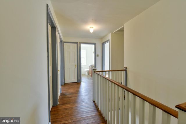 1310 CREEK RD, Glenmoore, PA 19343