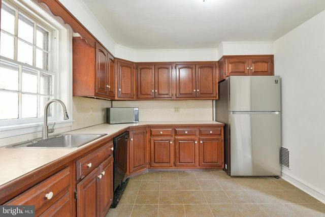 1310 CREEK RD, Glenmoore, PA 19343