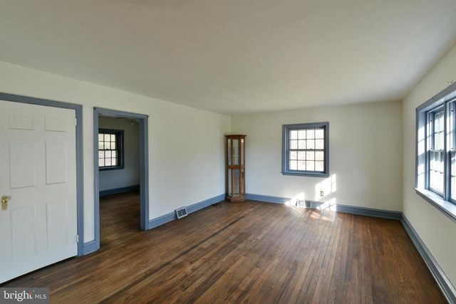 1310 CREEK RD, Glenmoore, PA 19343