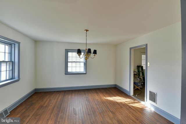 1310 CREEK RD, Glenmoore, PA 19343