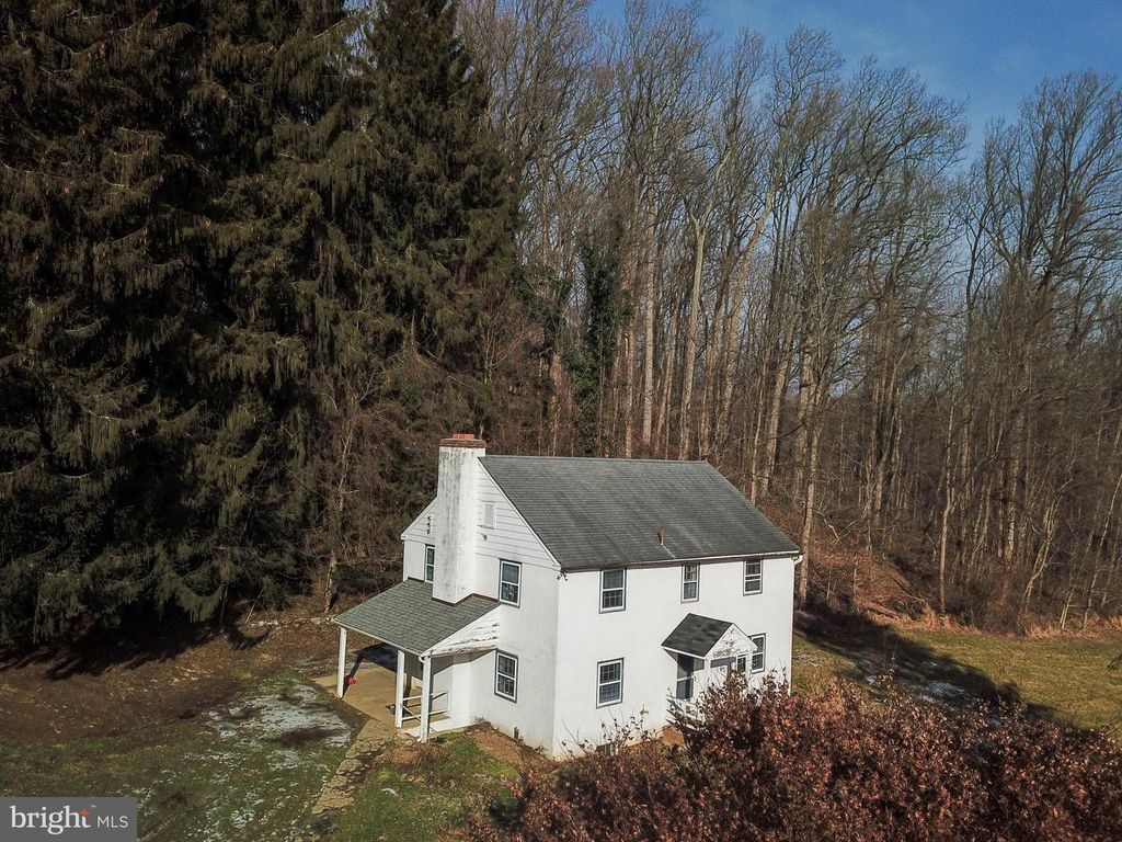 1310 CREEK RD, Glenmoore, PA 19343