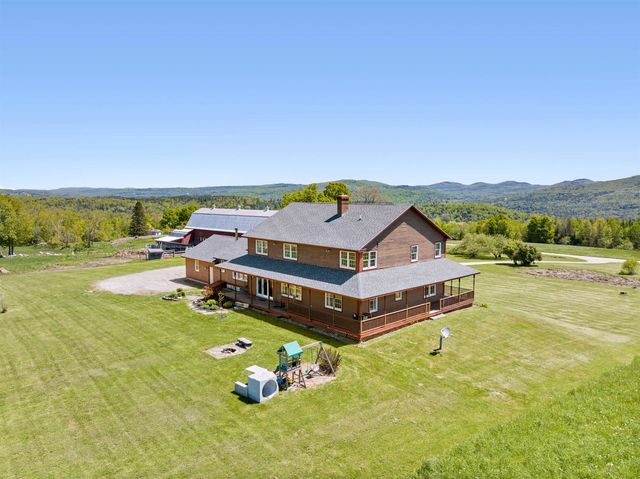 338 Johnson Road, Marshfield, VT 05658