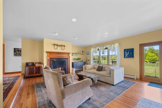 338 Johnson Road, Marshfield, VT 05658