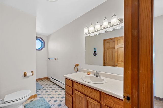 338 Johnson Road, Marshfield, VT 05658