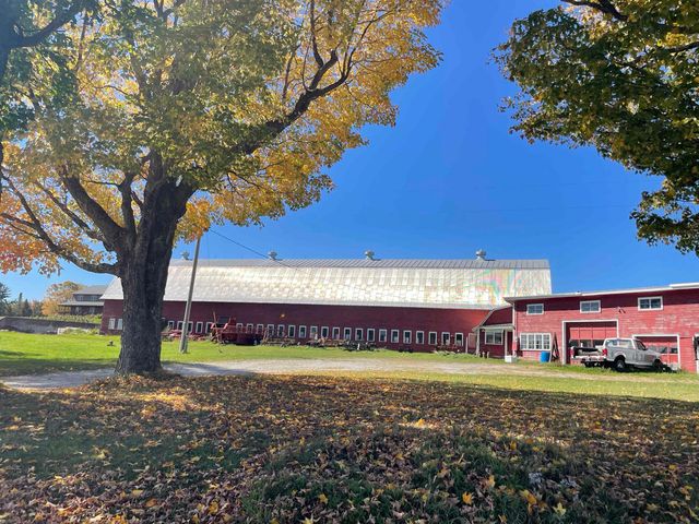 338 Johnson Road, Marshfield, VT 05658