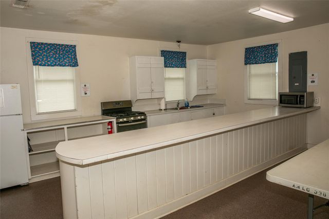 1503 N State Highway 237, Round Top, TX 78954