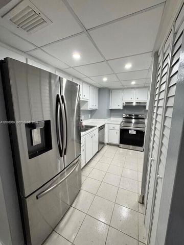 5600 N Flagler Drive 1502, West Palm Beach, FL 33407