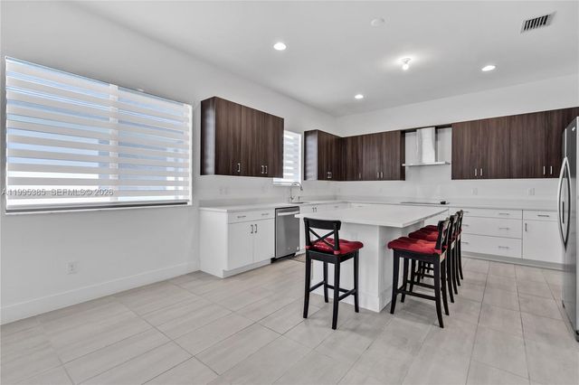 4528 SW 178th Avenue, Miramar, FL 33029