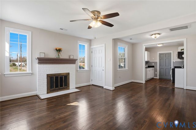 1111 Shuford Ave, Colonial Heights, VA 23834