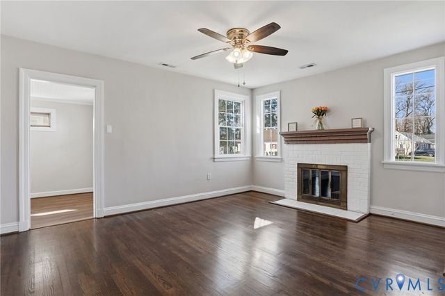 1111 Shuford Ave, Colonial Heights, VA 23834