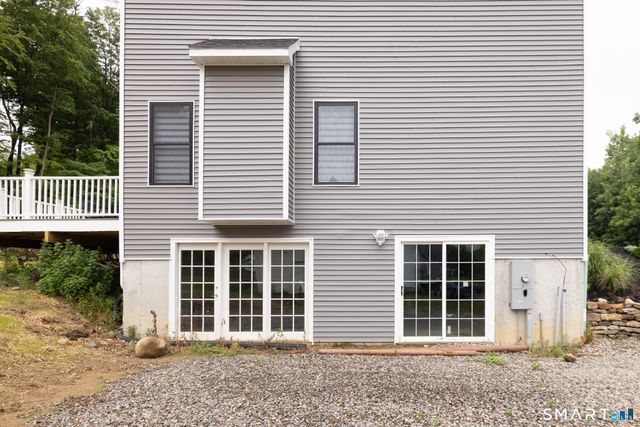 4 Oakengate Road, Wolcott, CT 06716