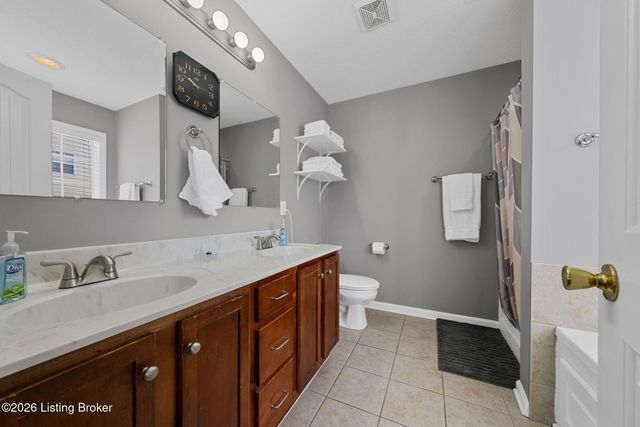 104 Briarcliff Ct, Elizabethtown, KY 42701