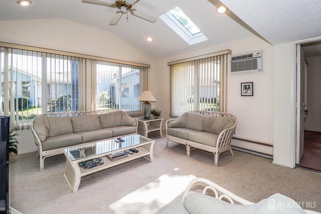 616-A Lemington Plaza, Monroe, NJ 08831