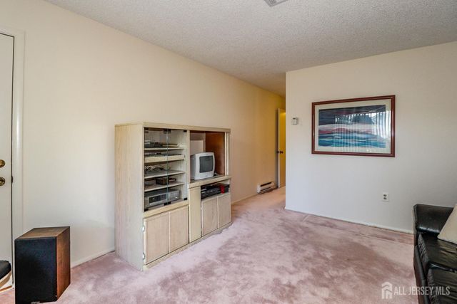 616-A Lemington Plaza, Monroe, NJ 08831