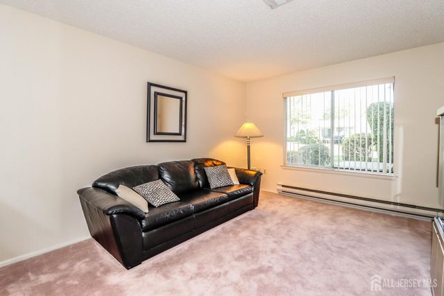 616-A Lemington Plaza, Monroe, NJ 08831