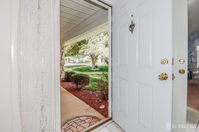 616-A Lemington Plaza, Monroe, NJ 08831