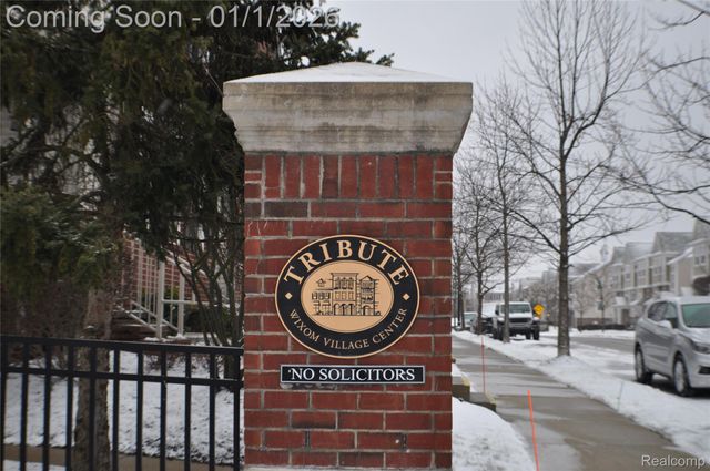 3204 Johanna Ware W 13, Wixom, MI 48393