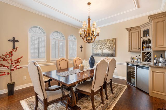 4351 Lazy Creek Dr, Tyler, TX 75707
