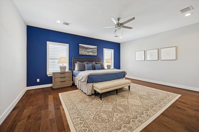 920 W 25th Street B, Houston, TX 77008