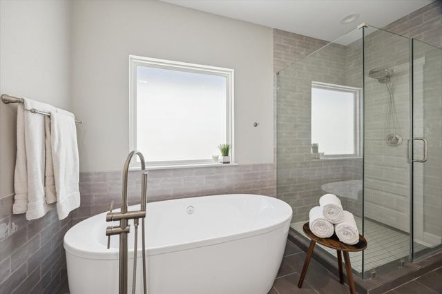 920 W 25th Street B, Houston, TX 77008