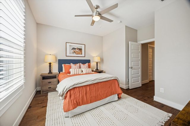 920 W 25th Street B, Houston, TX 77008