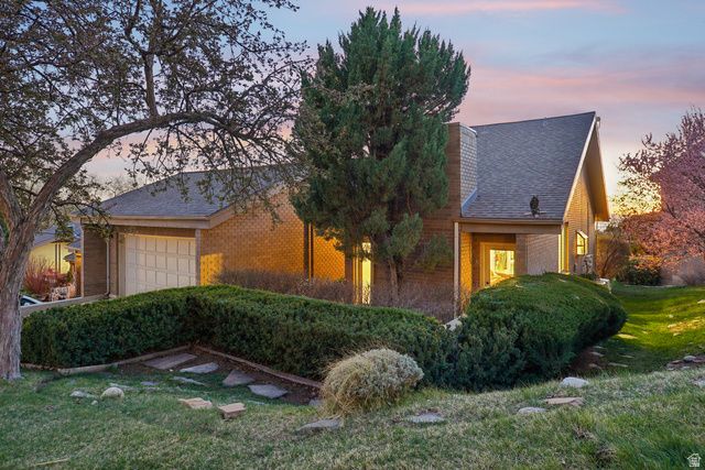 819 N JUNIPERPOINT DR, Salt Lake City, UT 84103