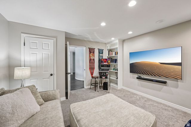 819 N JUNIPERPOINT DR, Salt Lake City, UT 84103