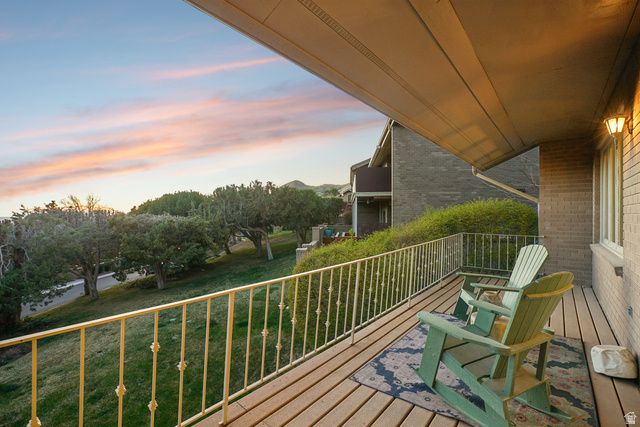 819 N JUNIPERPOINT DR, Salt Lake City, UT 84103