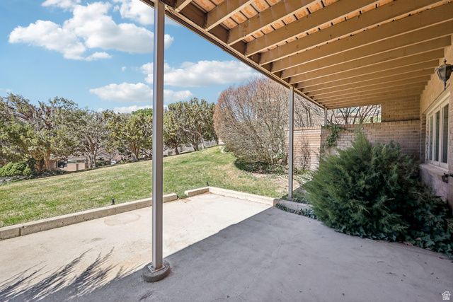 819 N JUNIPERPOINT DR, Salt Lake City, UT 84103