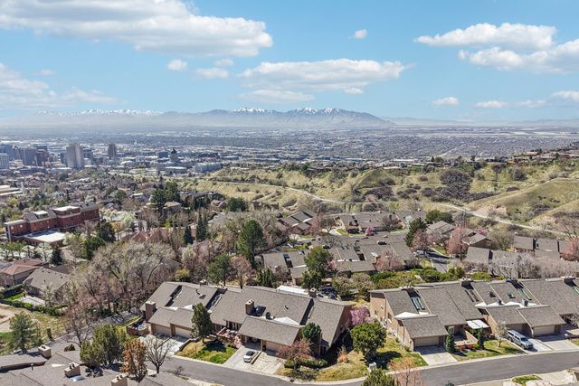 819 N JUNIPERPOINT DR, Salt Lake City, UT 84103