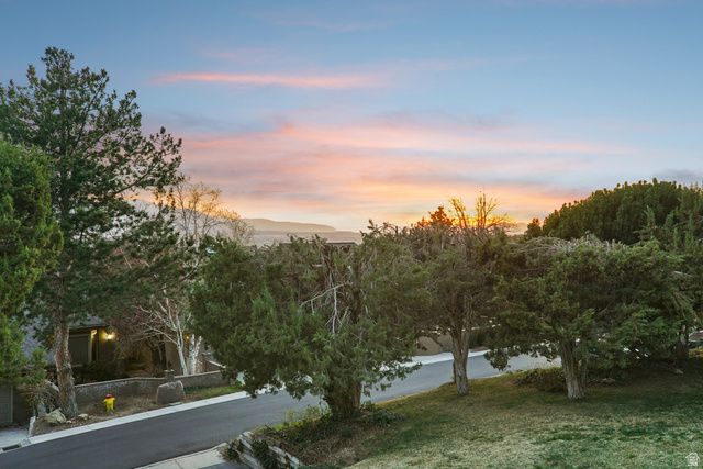 819 N JUNIPERPOINT DR, Salt Lake City, UT 84103