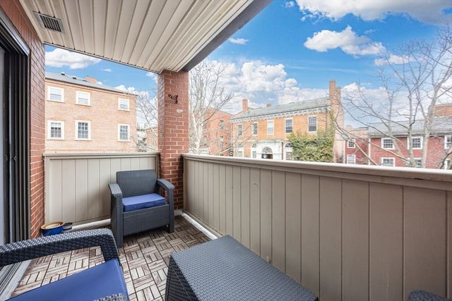 20 Central 213, Salem, MA 01970