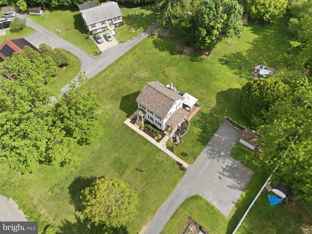 Image 37 of property listing at 19 TIMBER GROVE RD, Owings Mills, MD 21117